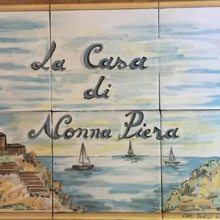 La Casa Di Nonna Piera 4* Giardini Naxos